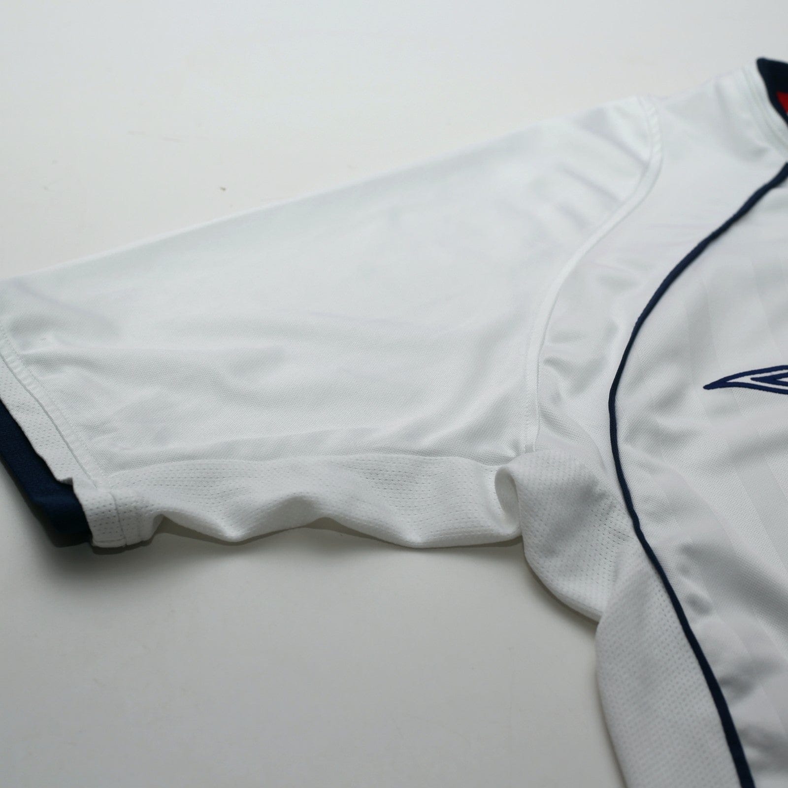 2001/03 Beckham #7 England Vintage Umbro Home Greece Football Shirt (M)