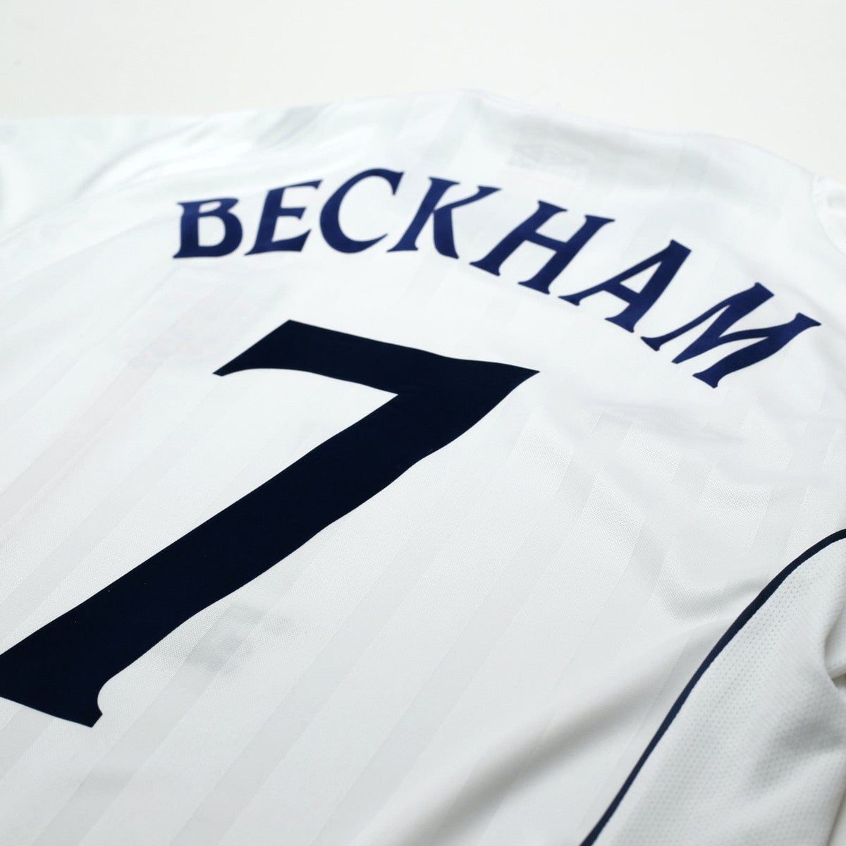 2001/03 Beckham #7 England Vintage Umbro Home Greece Football Shirt (M)