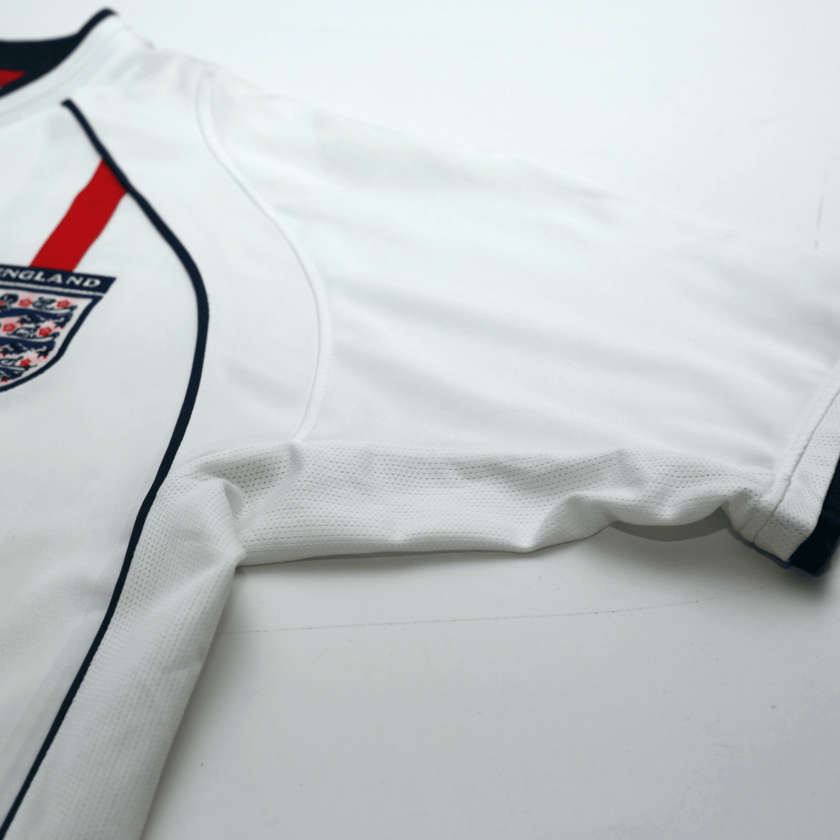 2001/03 Beckham #7 England Vintage Umbro Home Greece Football Shirt (M)