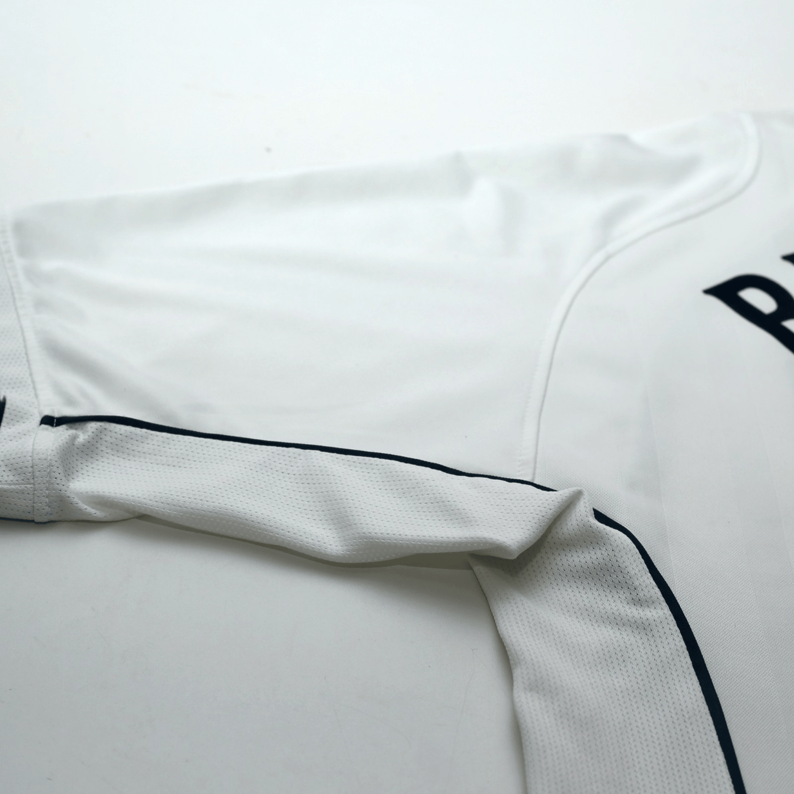 2001/03 Beckham #7 England Vintage Umbro Home Greece Football Shirt (M)
