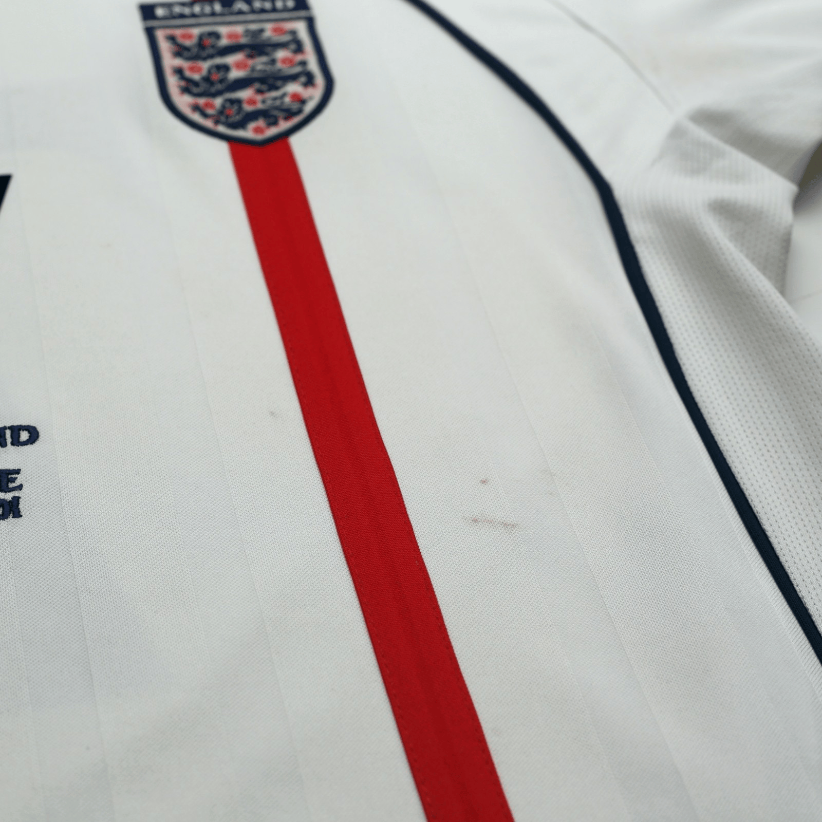 2001/03 Beckham #7 England Vintage Umbro Home Greece Football Shirt (M)