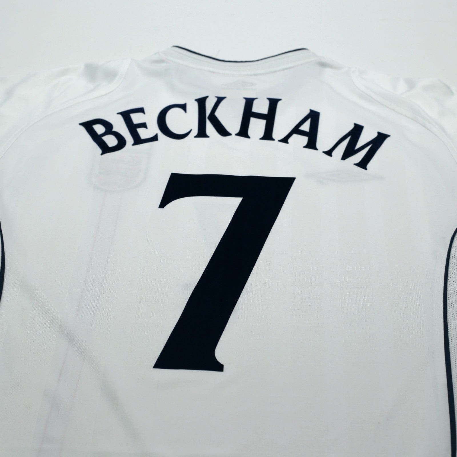 2001/03 Beckham #7 England Vintage Umbro Home Greece Football Shirt (M)