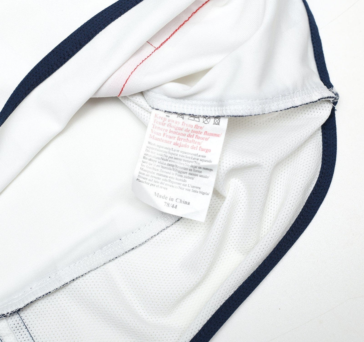 2001/03 BECKHAM #7 England Vintage Umbro Home Greece Football Shirt (M) WC 2002