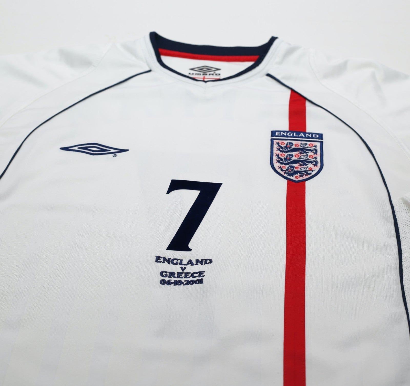 2001/03 BECKHAM #7 England Vintage Umbro Home Greece Football Shirt (M) WC 2002
