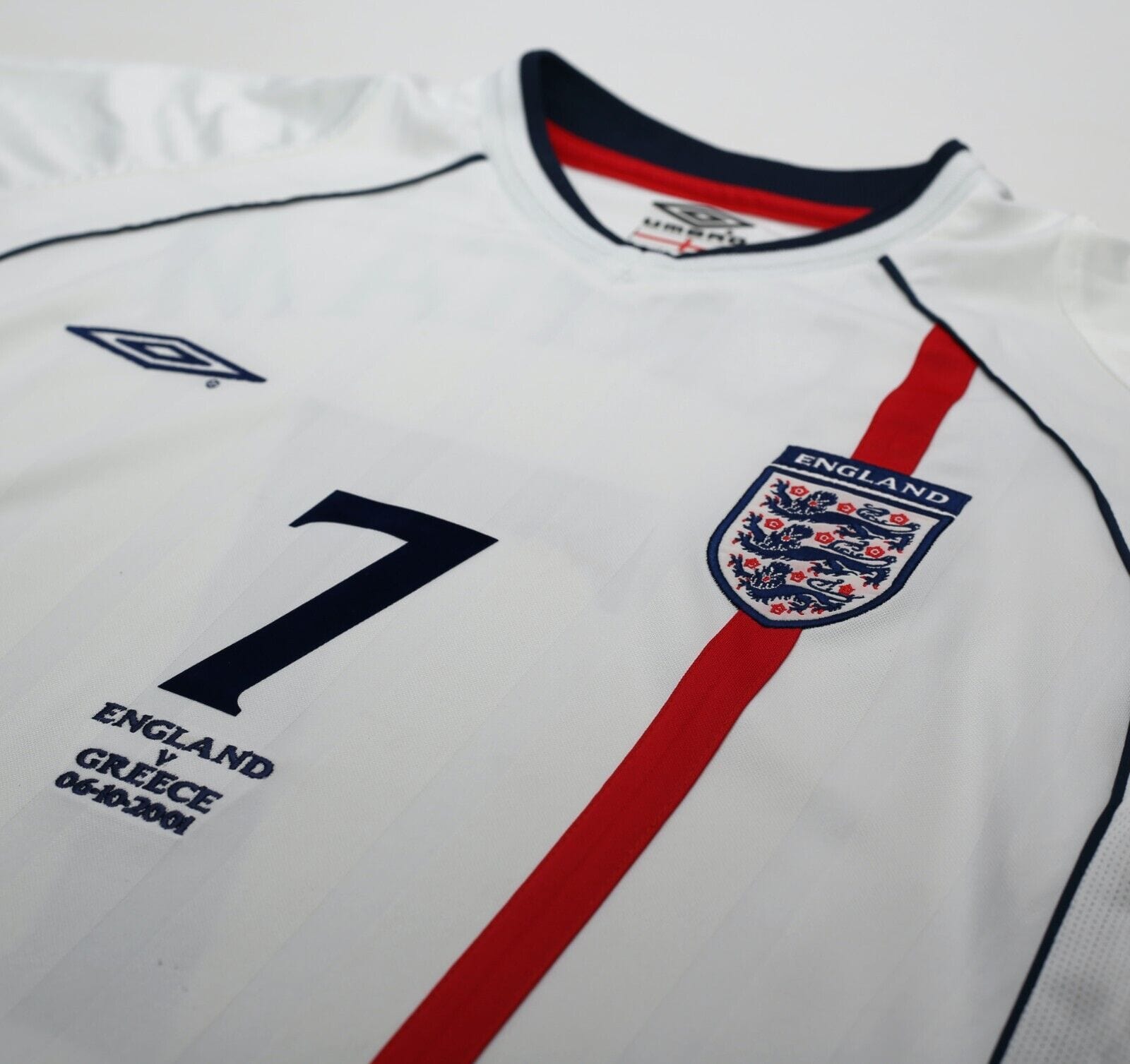 2001/03 BECKHAM #7 England Vintage Umbro Home Greece Football Shirt (S) WC 2002