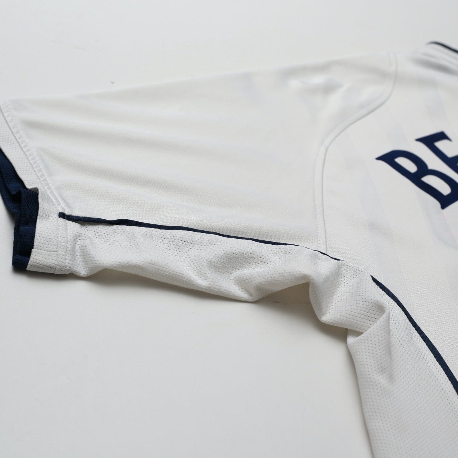 2001/03 Beckham #7 England Vintage Umbro Home Greece Football Shirt (S) WC 2002