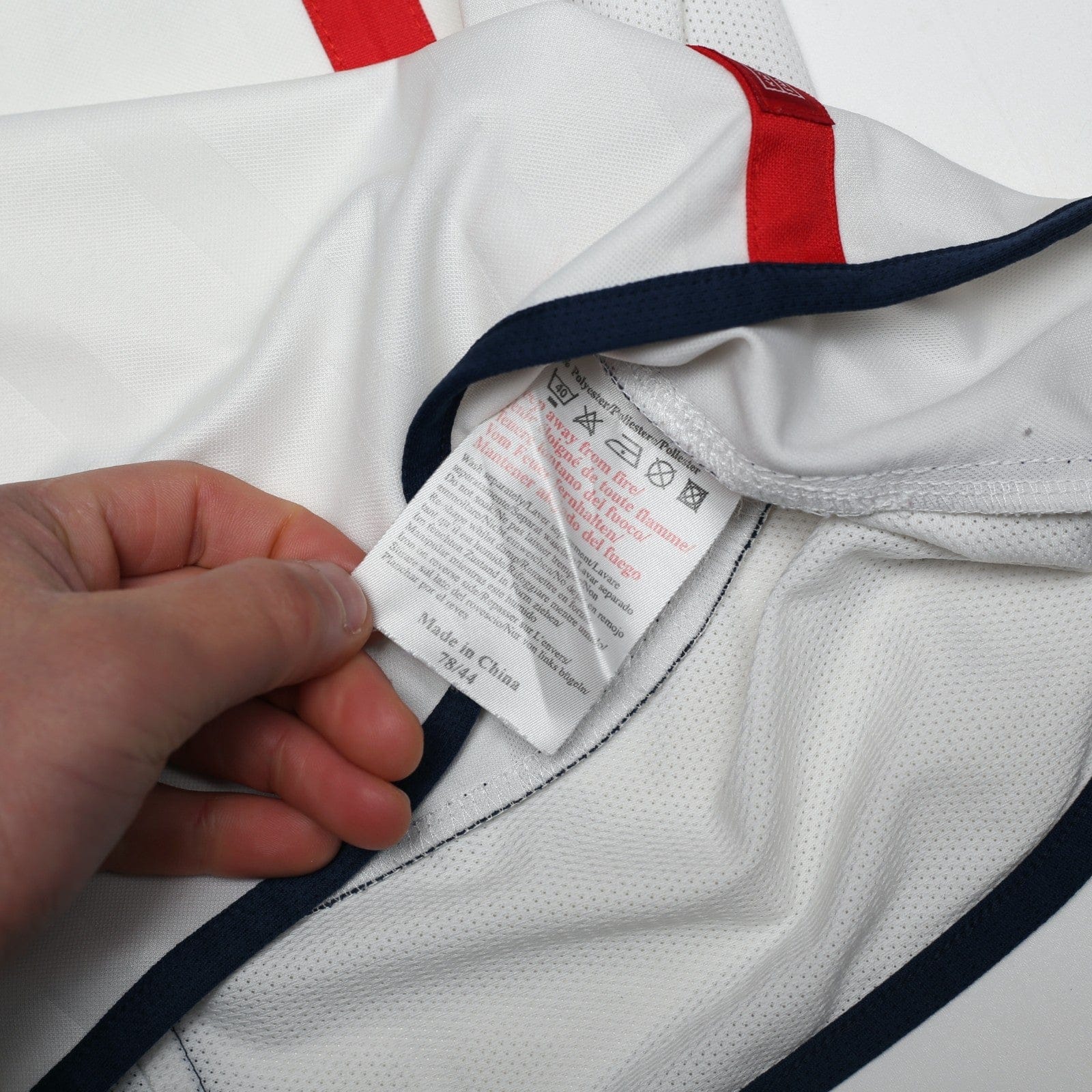 2001/03 Beckham #7 England Vintage Umbro Home Greece Football Shirt (S) WC 2002