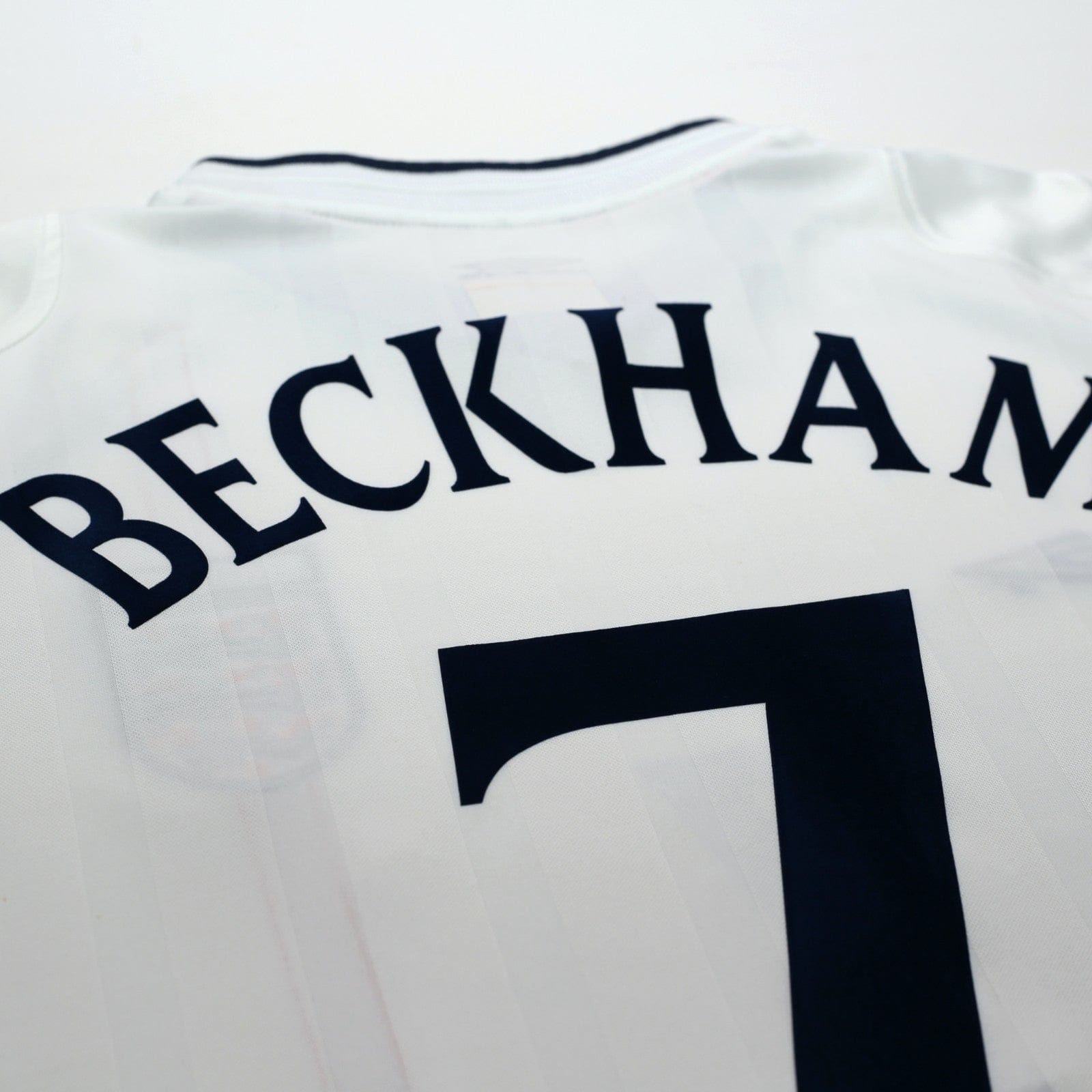 2001/03 Beckham #7 England Vintage Umbro Home Greece Football Shirt (XL)