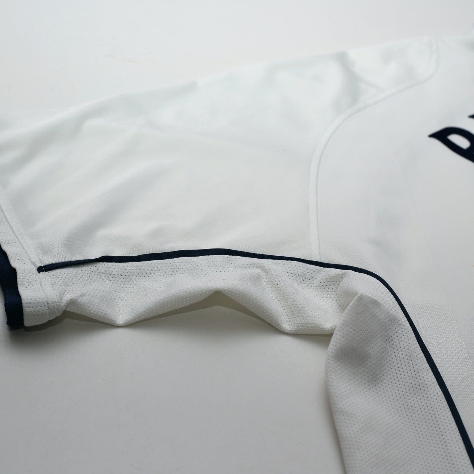 2001/03 Beckham #7 England Vintage Umbro Home Greece Football Shirt (XL)