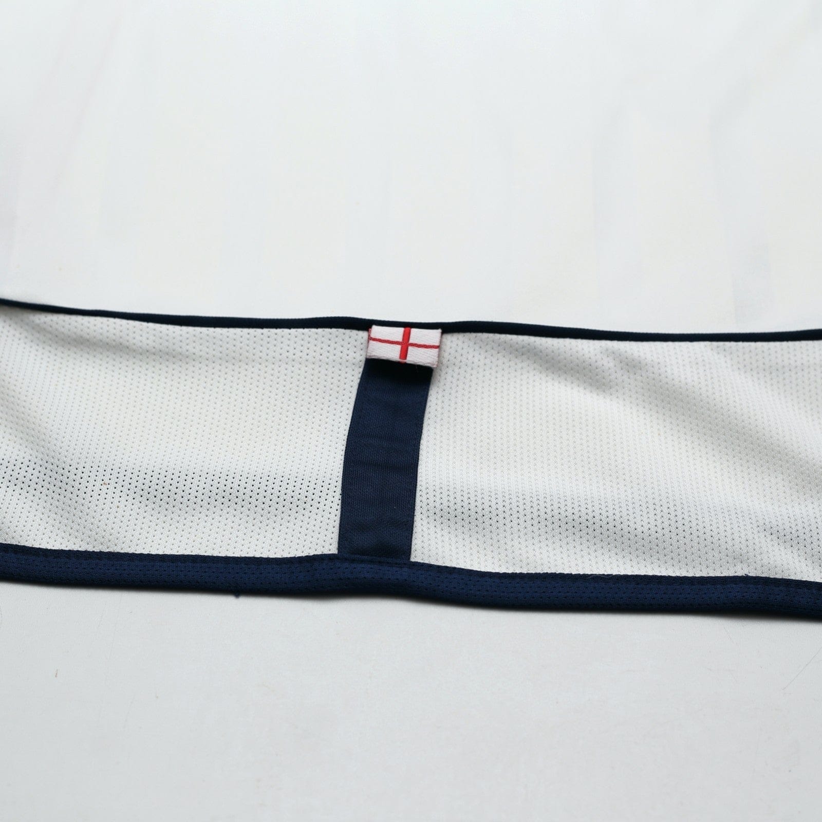 2001/03 Beckham #7 England Vintage Umbro Home Greece Football Shirt (XL)