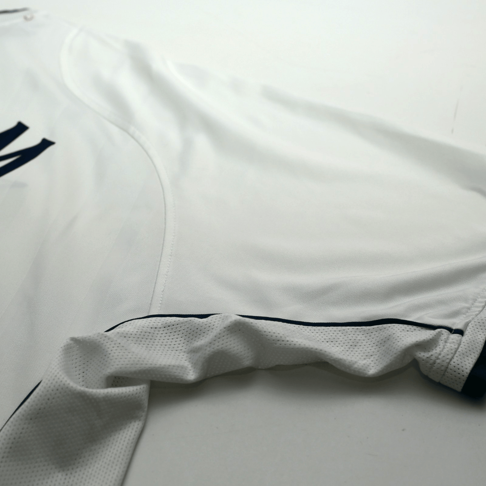 2001/03 Beckham #7 England Vintage Umbro Home Greece Football Shirt (XL)