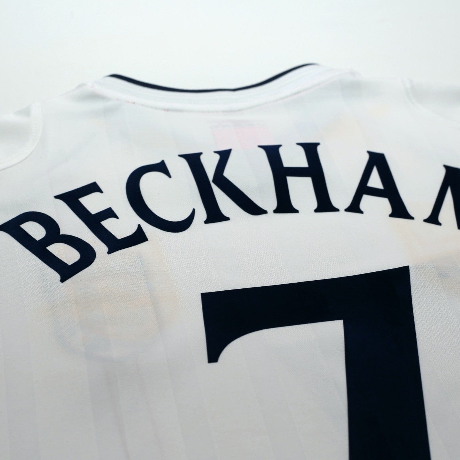 2001/03 Beckham #7 England Vintage Umbro Home Greece Football Shirt (XL)