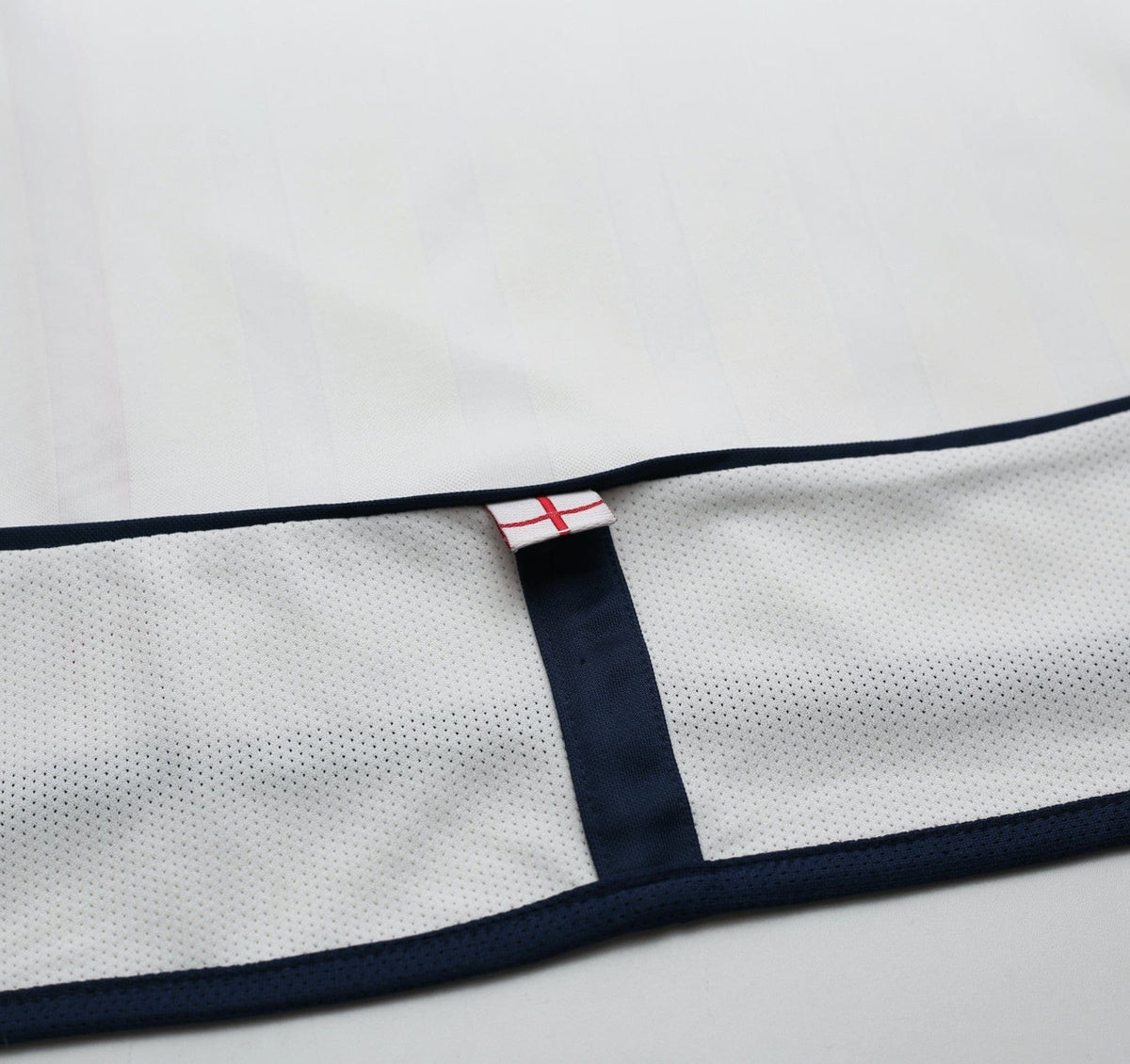 2001/03 BECKHAM #7 England Vintage Umbro Home Greece Football Shirt (XL) 2002