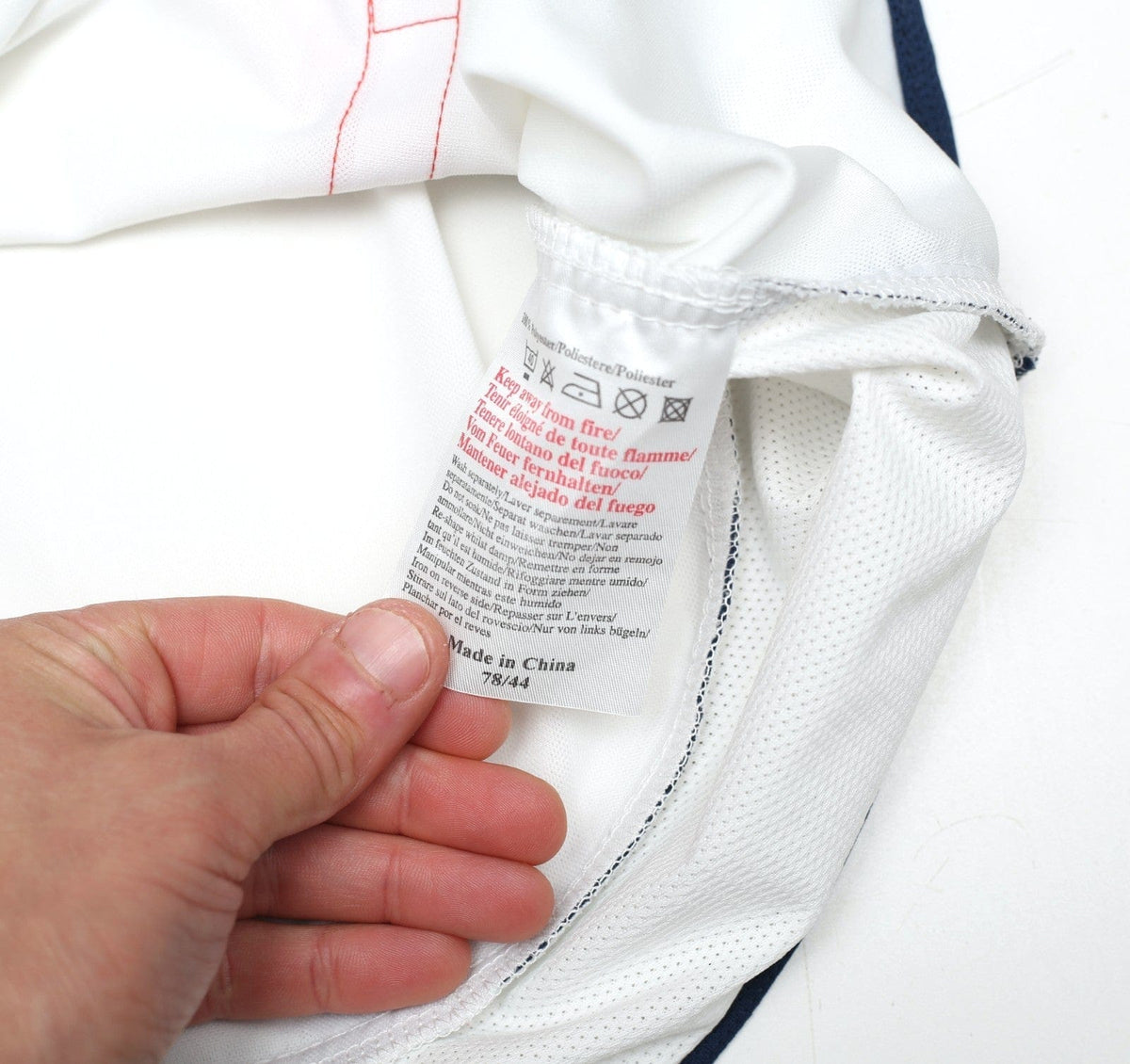 2001/03 BECKHAM #7 England Vintage Umbro Home Greece Football Shirt (XL) 2002