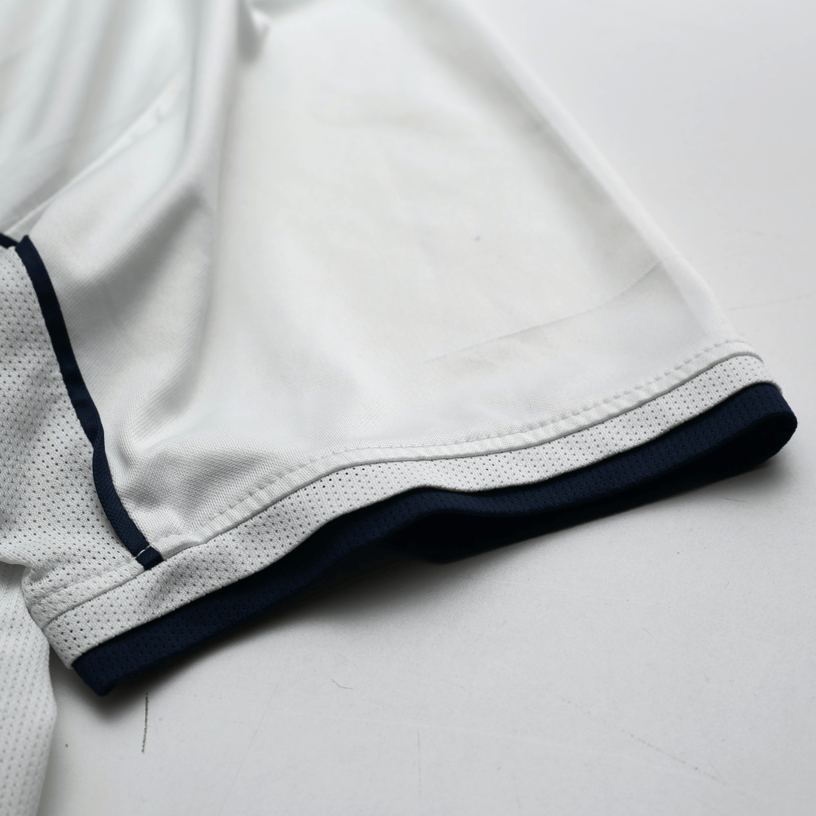 2001/03 Beckham #7 England Vintage Umbro Home Greece Football Shirt (XL) 2002 WC