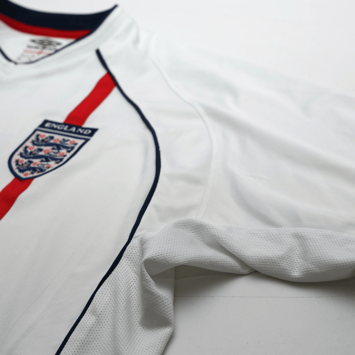 2001/03 Beckham #7 England Vintage Umbro Home Greece Football Shirt (XL) 2002 WC