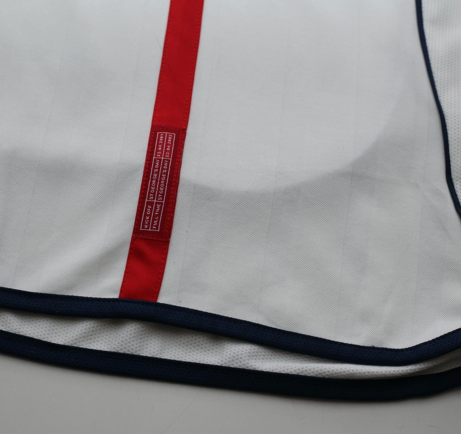 2001/03 BECKHAM #7 England Vintage Umbro Home Greece Football Shirt (XL) WC 2002