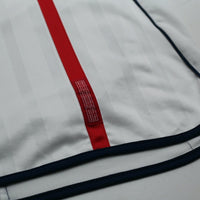 2001/03 Beckham #7 England Vintage Umbro L/S Home Greece Football Shirt (L)