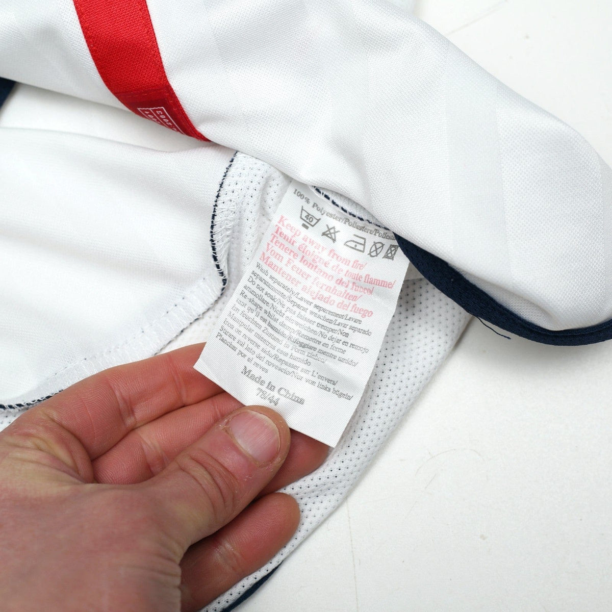 2001/03 Beckham #7 England Vintage Umbro L/S Home Greece Football Shirt (L)