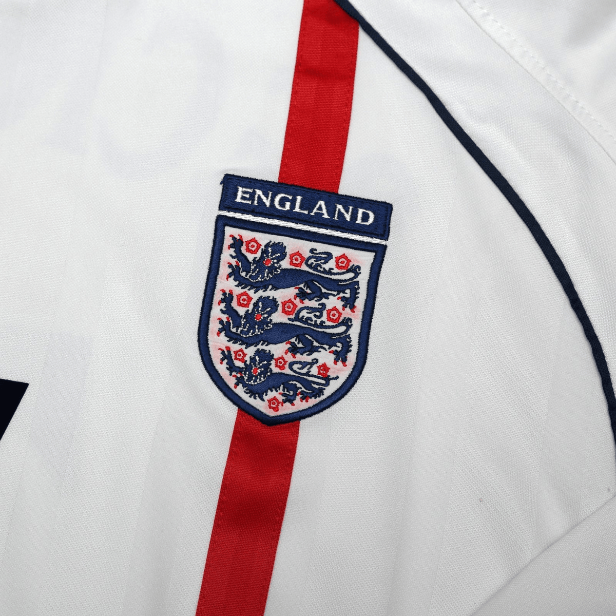 2001/03 Beckham #7 England Vintage Umbro L/S Home Greece Football Shirt (XL)