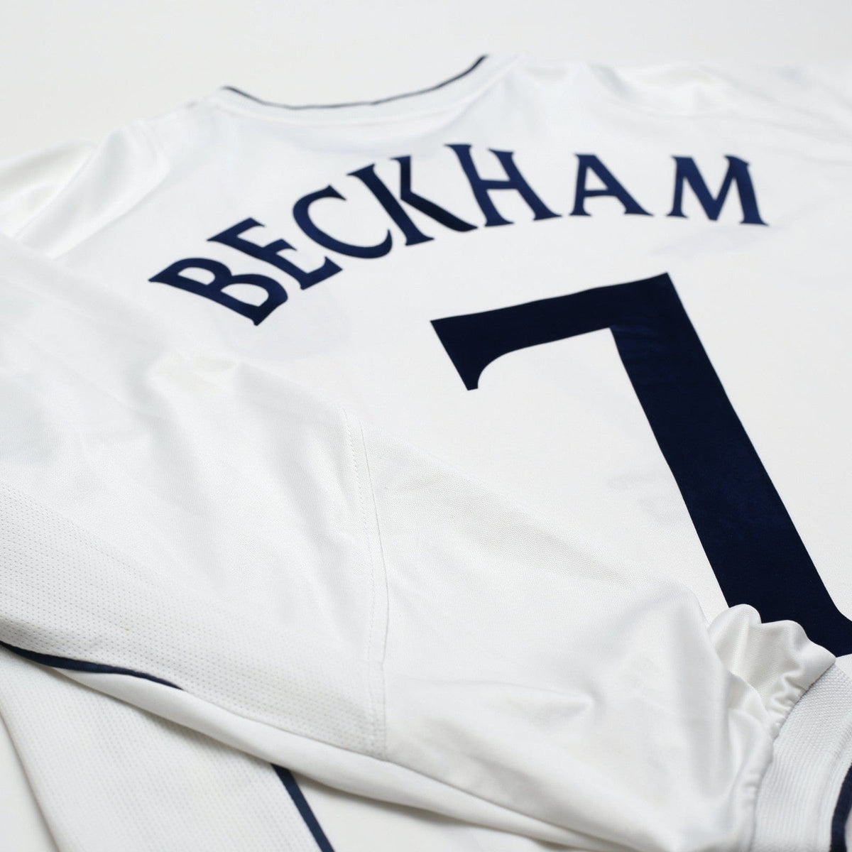 2001/03 Beckham #7 England Vintage Umbro L/S Home Greece Football Shirt (XL)