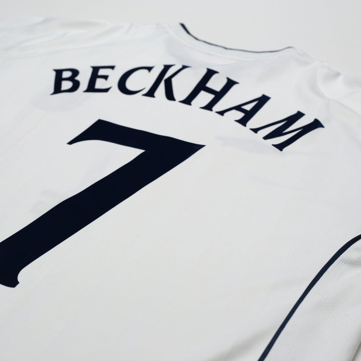 2001/03 Beckham #7 England Vintage Umbro L/S Home Greece Football Shirt (XL)