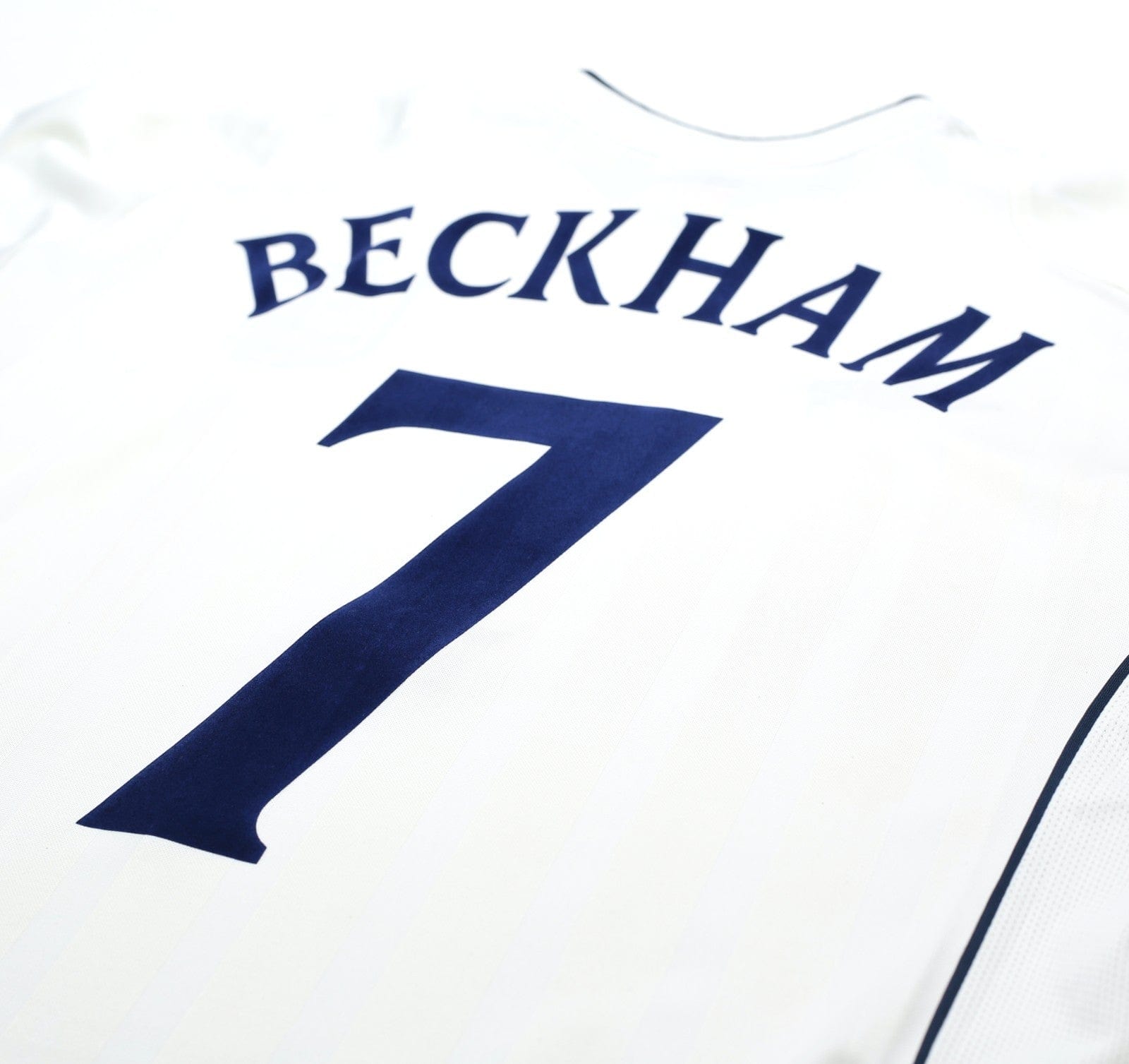 2001/03 BECKHAM #7 England Vintage Umbro LS Home Greece Football Shirt (L) 2002