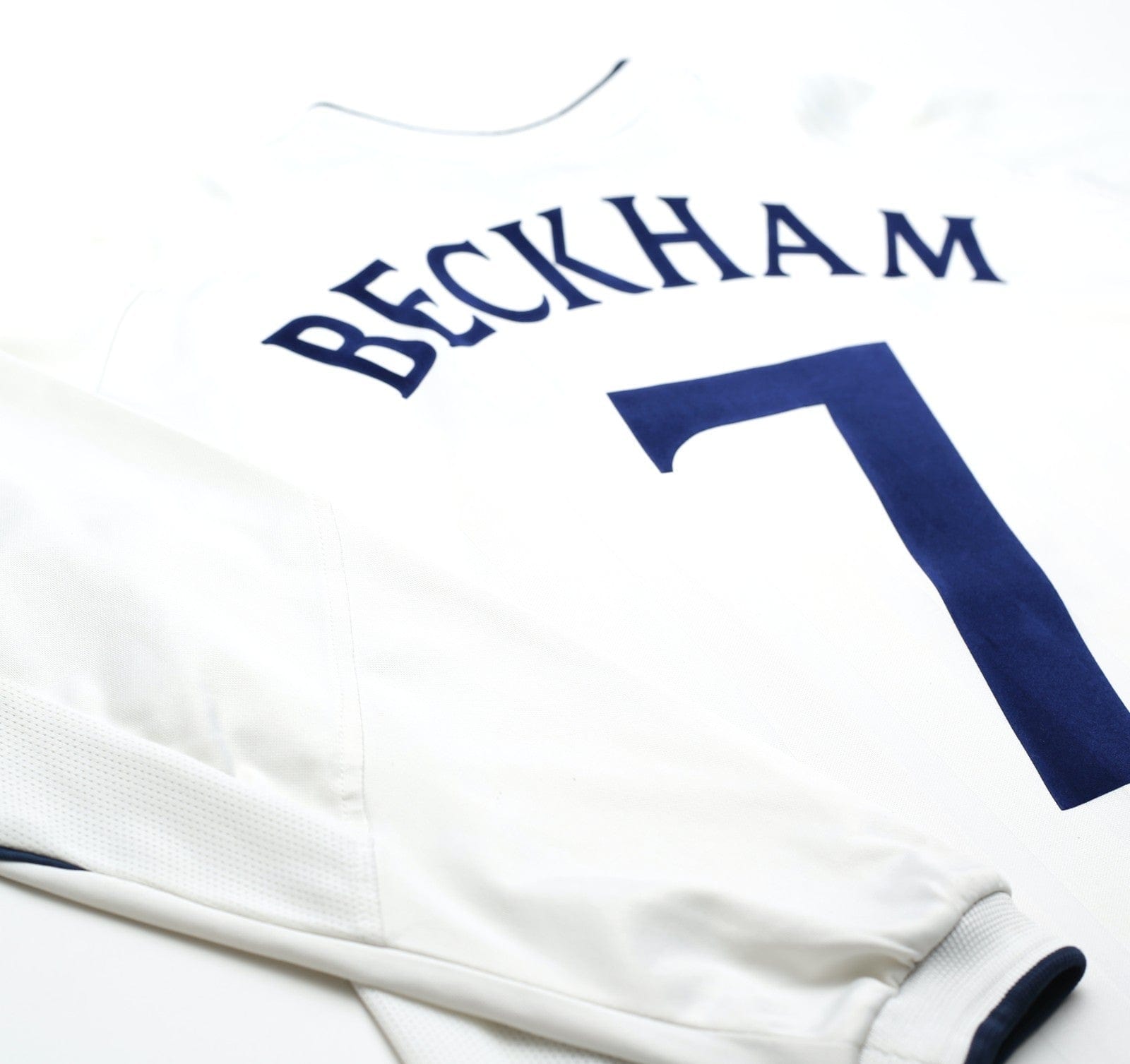 2001/03 BECKHAM #7 England Vintage Umbro LS Home Greece Football Shirt (L) 2002