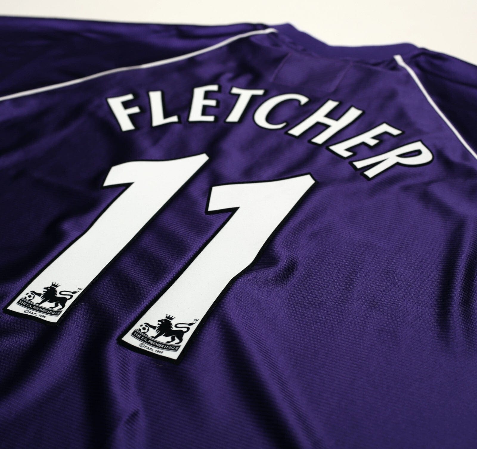 2001/03 FLETCHER #11 Harchester United Vintage LCS Home Football Shirt (XXL)