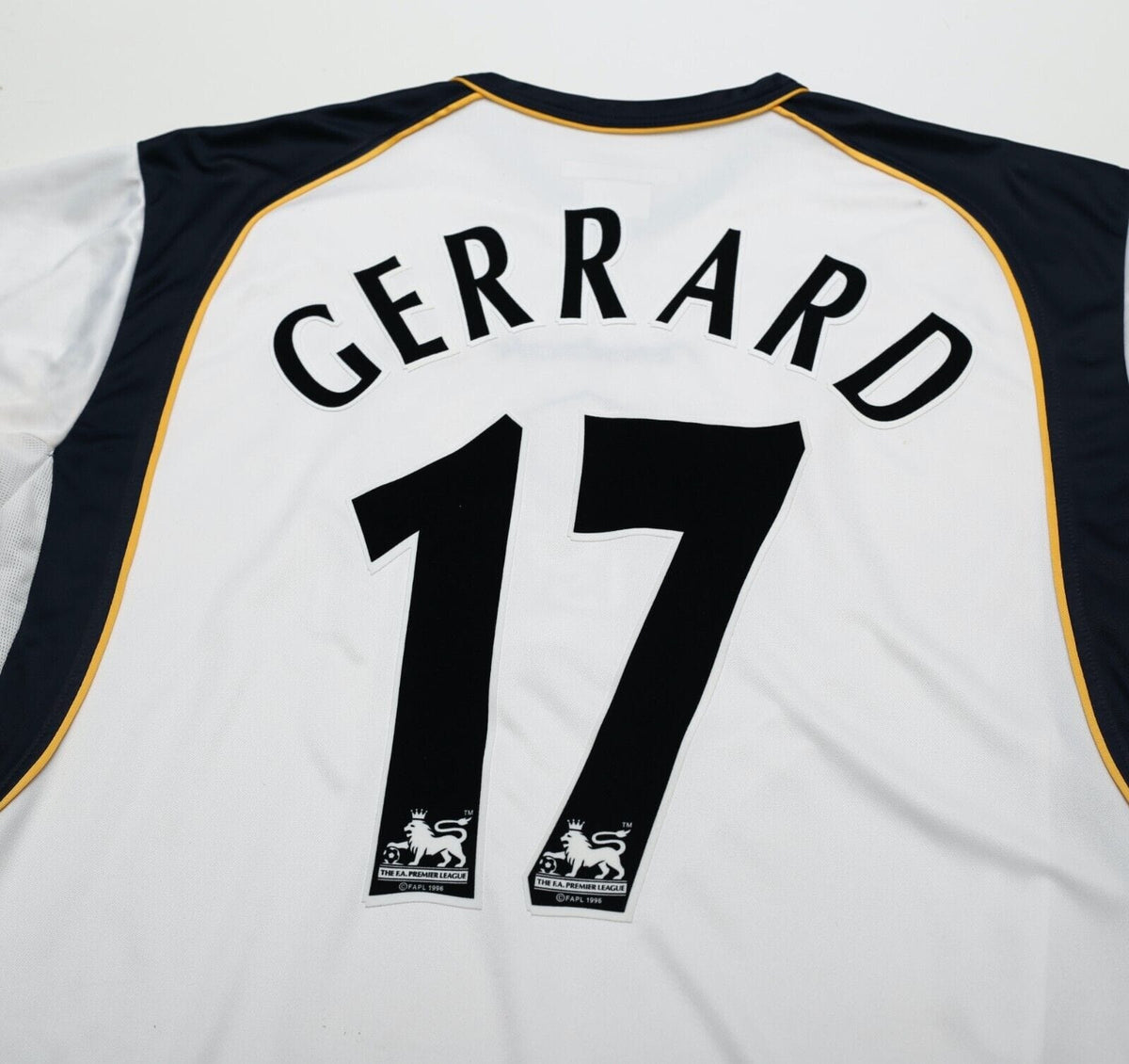 2001/03 GERRARD #17 Liverpool Vintage Reebok Away Football Shirt (M)