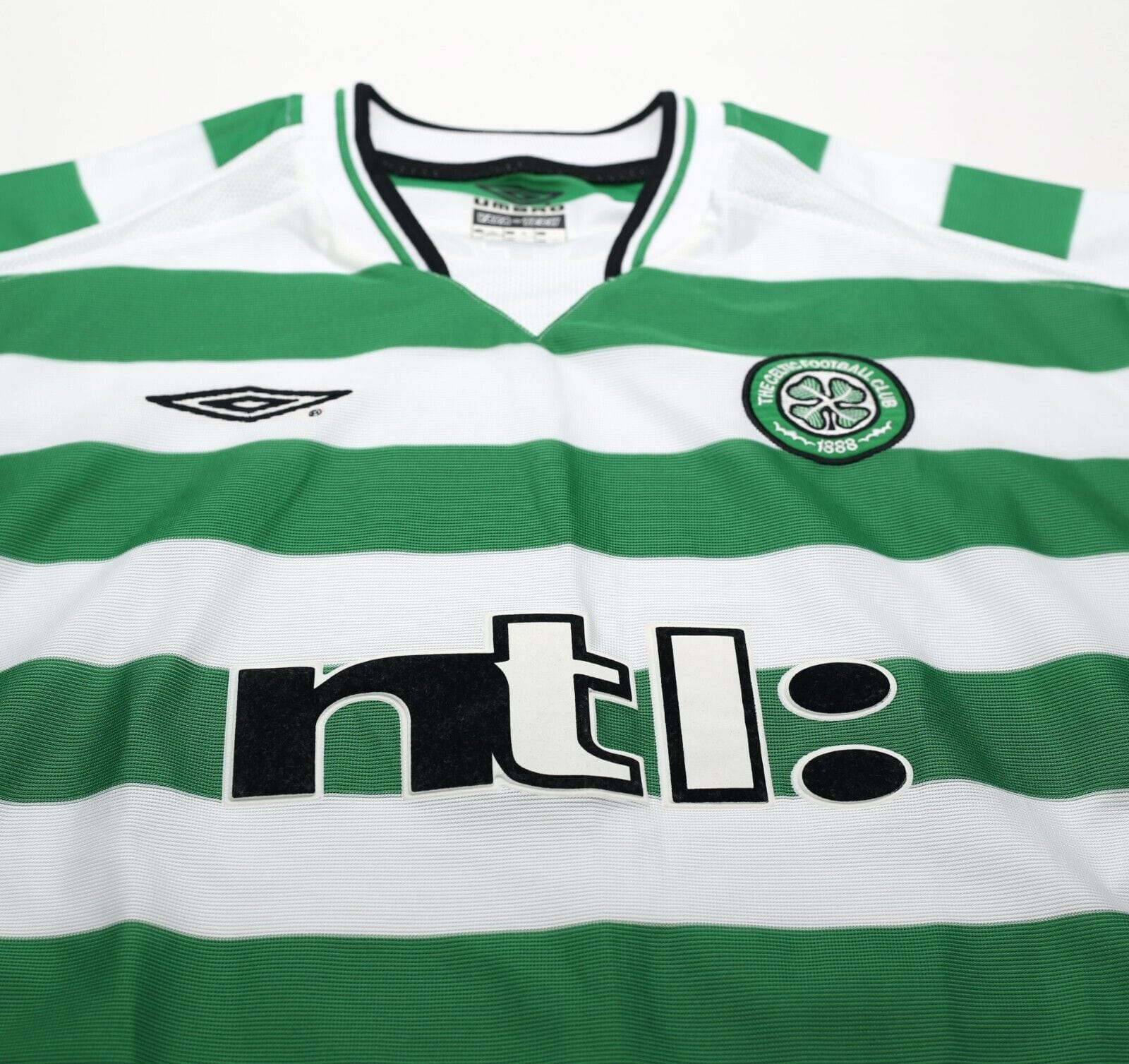 2001/03 HARTSON #10 Celtic Umbro European Home Football Shirt (L)