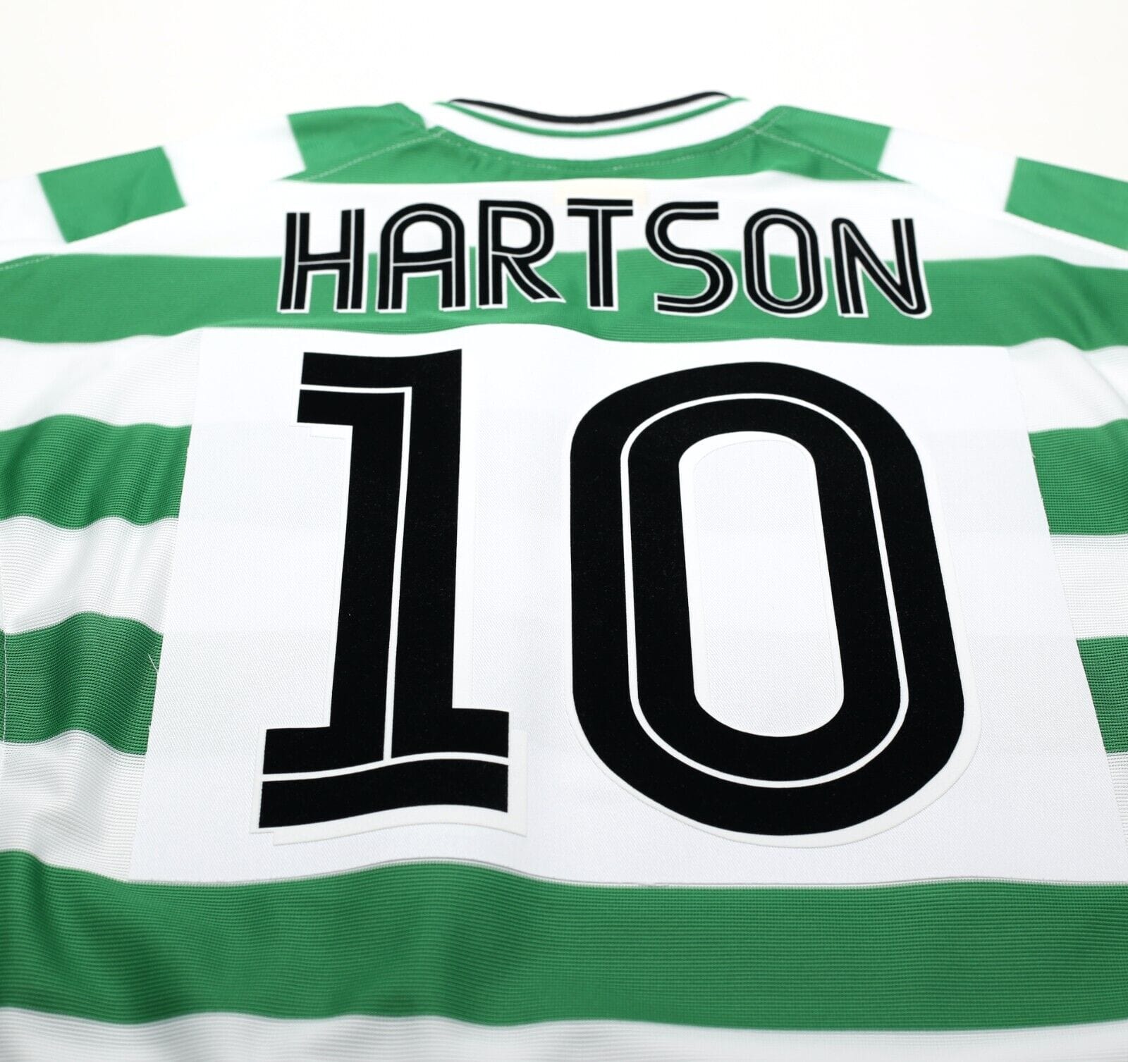 2001/03 HARTSON #10 Celtic Umbro European Home Football Shirt (L)