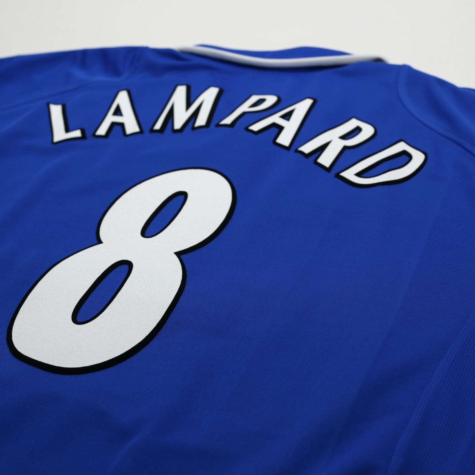 2001/03 Lampard #8 Chelsea Vintage Umbro Home Football Shirt (XL)