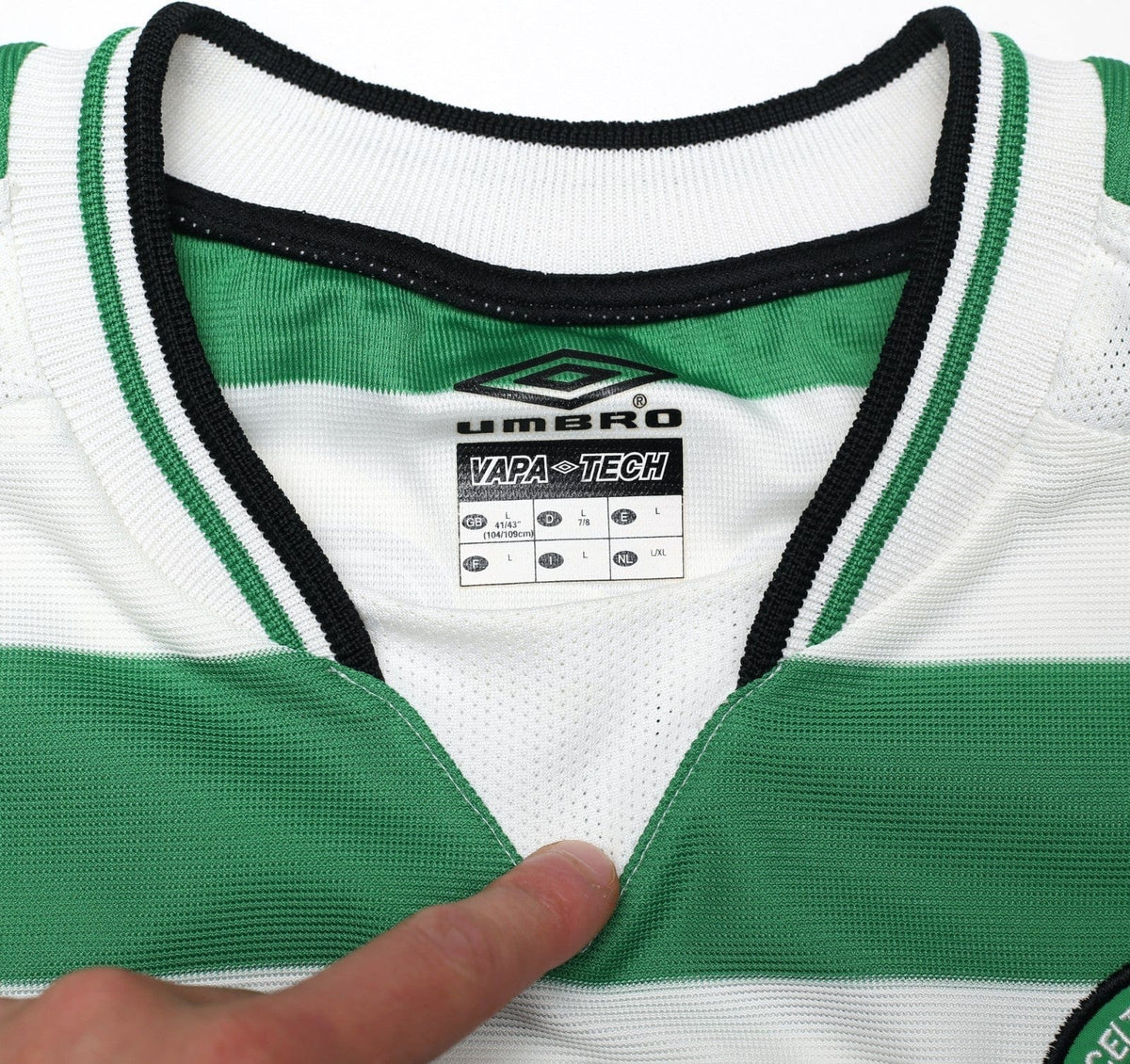 2001/03 LARSSON #7 Celtic Umbro European Home Football Shirt (L)