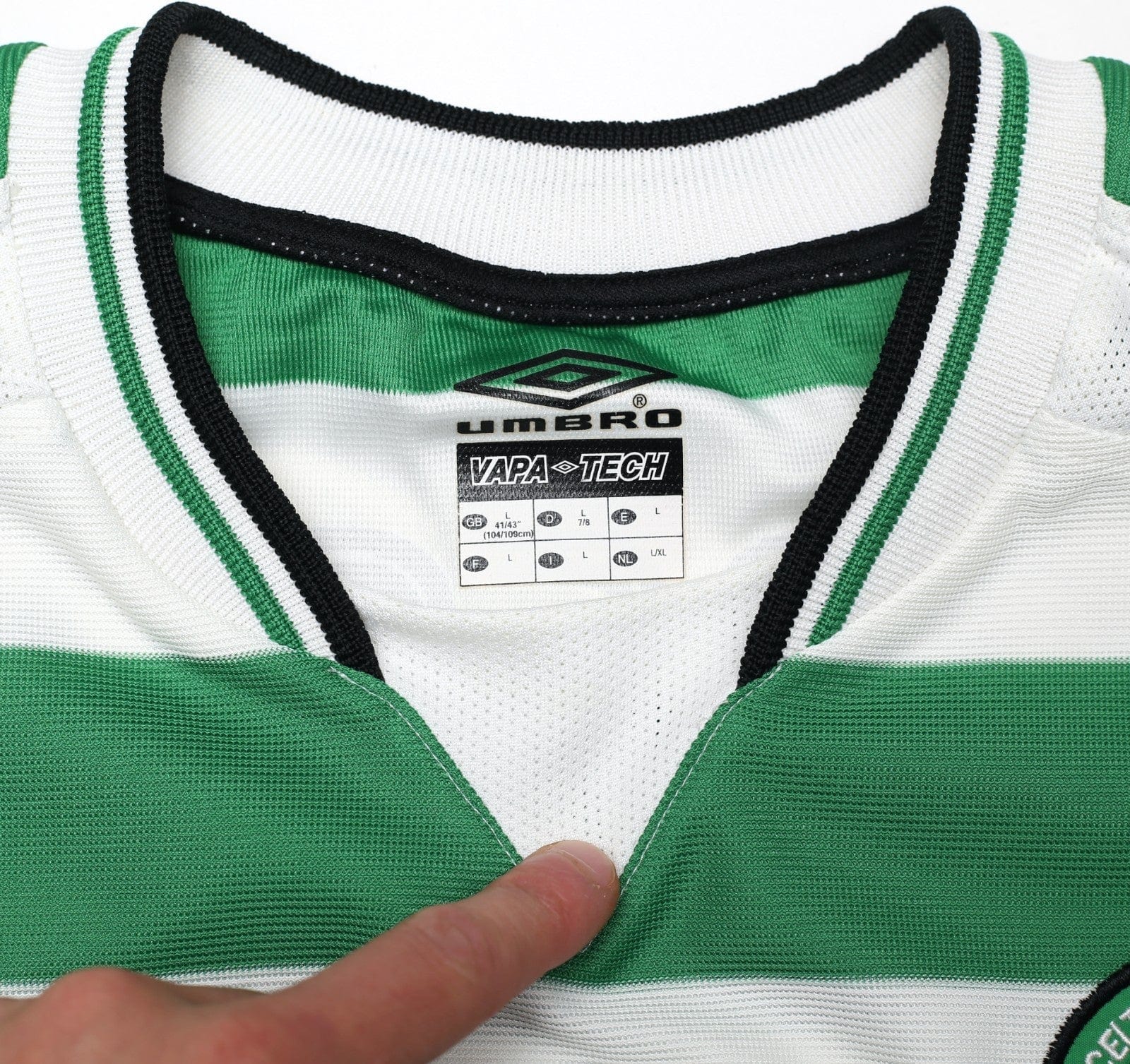 2001/03 LARSSON #7 Celtic Umbro European Home Football Shirt (L)