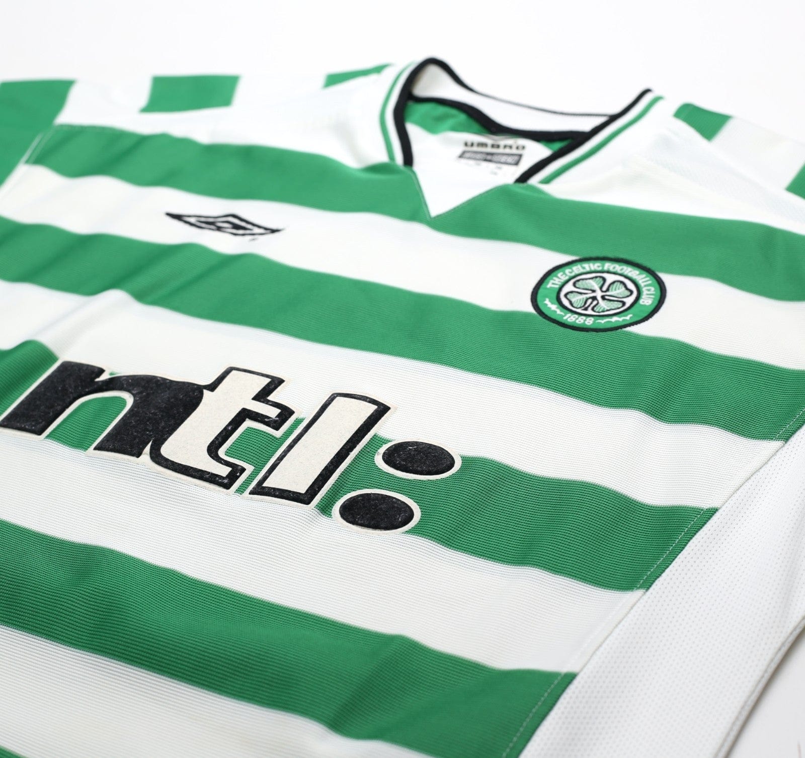 2001/03 LARSSON #7 Celtic Umbro European Home Football Shirt (L)