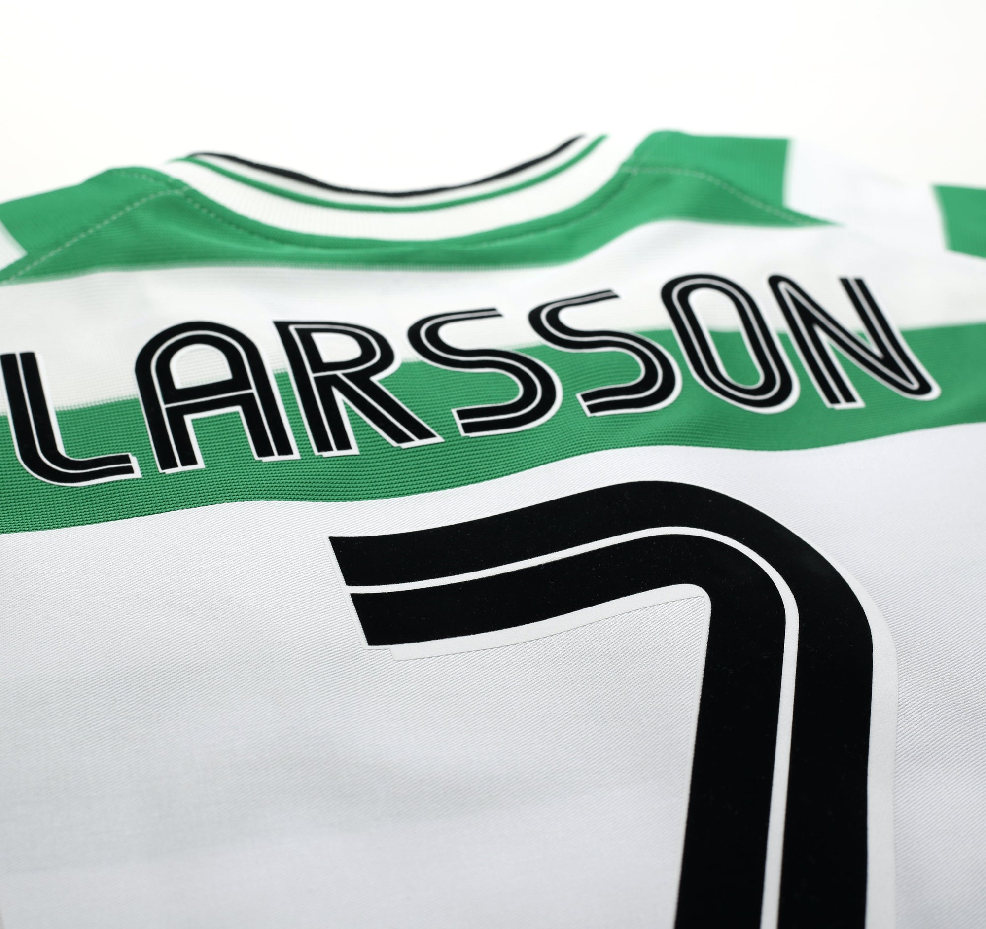 2001/03 LARSSON #7 Celtic Umbro European Home Football Shirt (L)