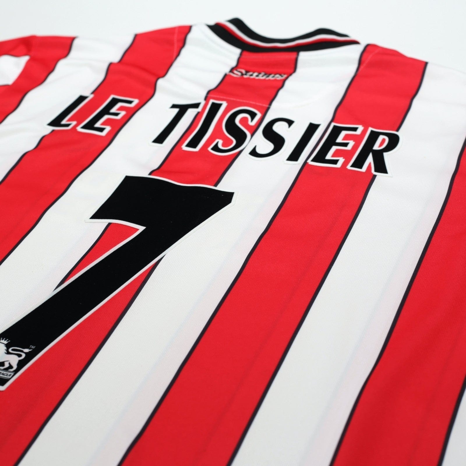2001/03 Le Tissier #7 Southampton Vintage Saints Home Football Shirt (L)