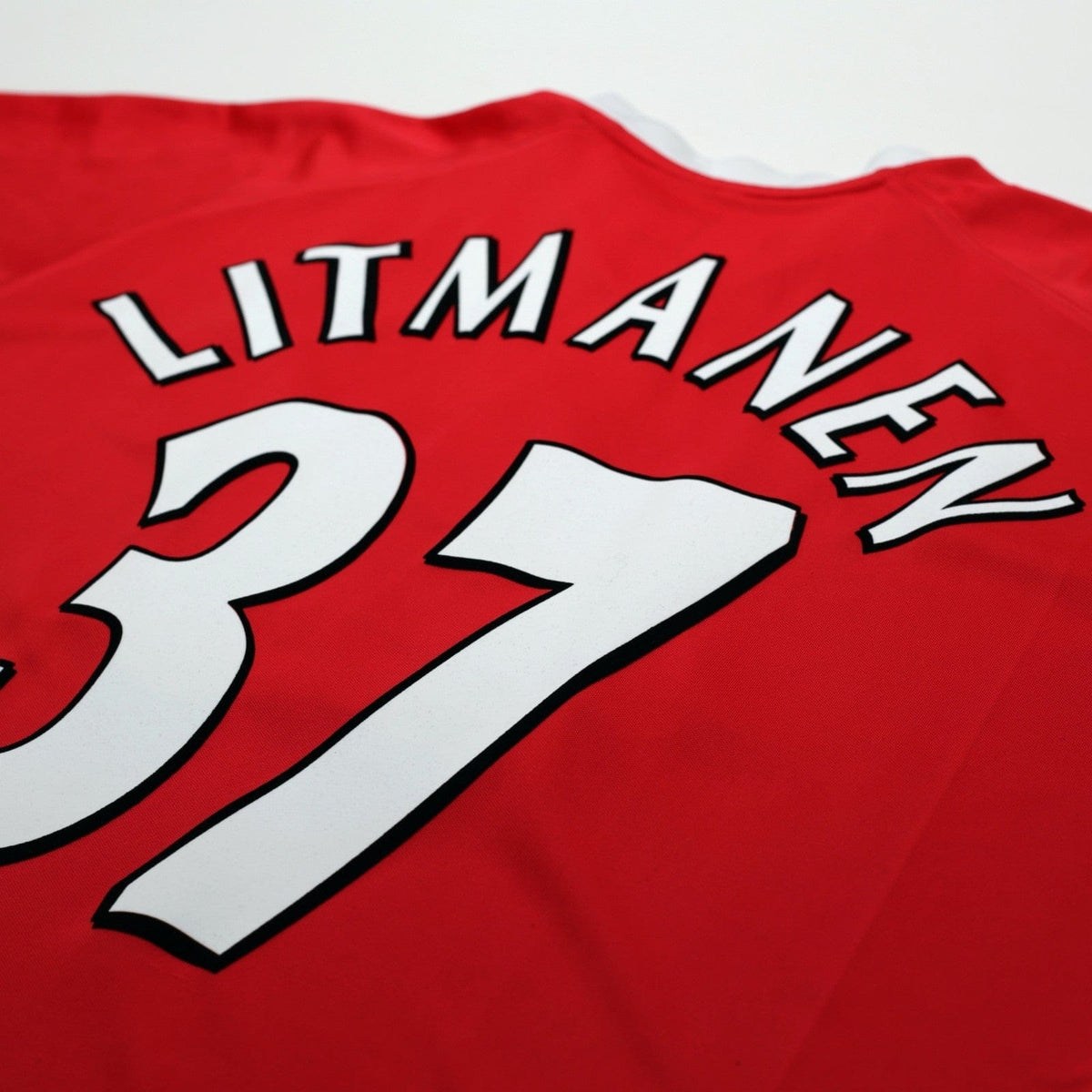 2001/03 Litmanen #37 Liverpool Vintage Reebok European Home Football Shirt (L)