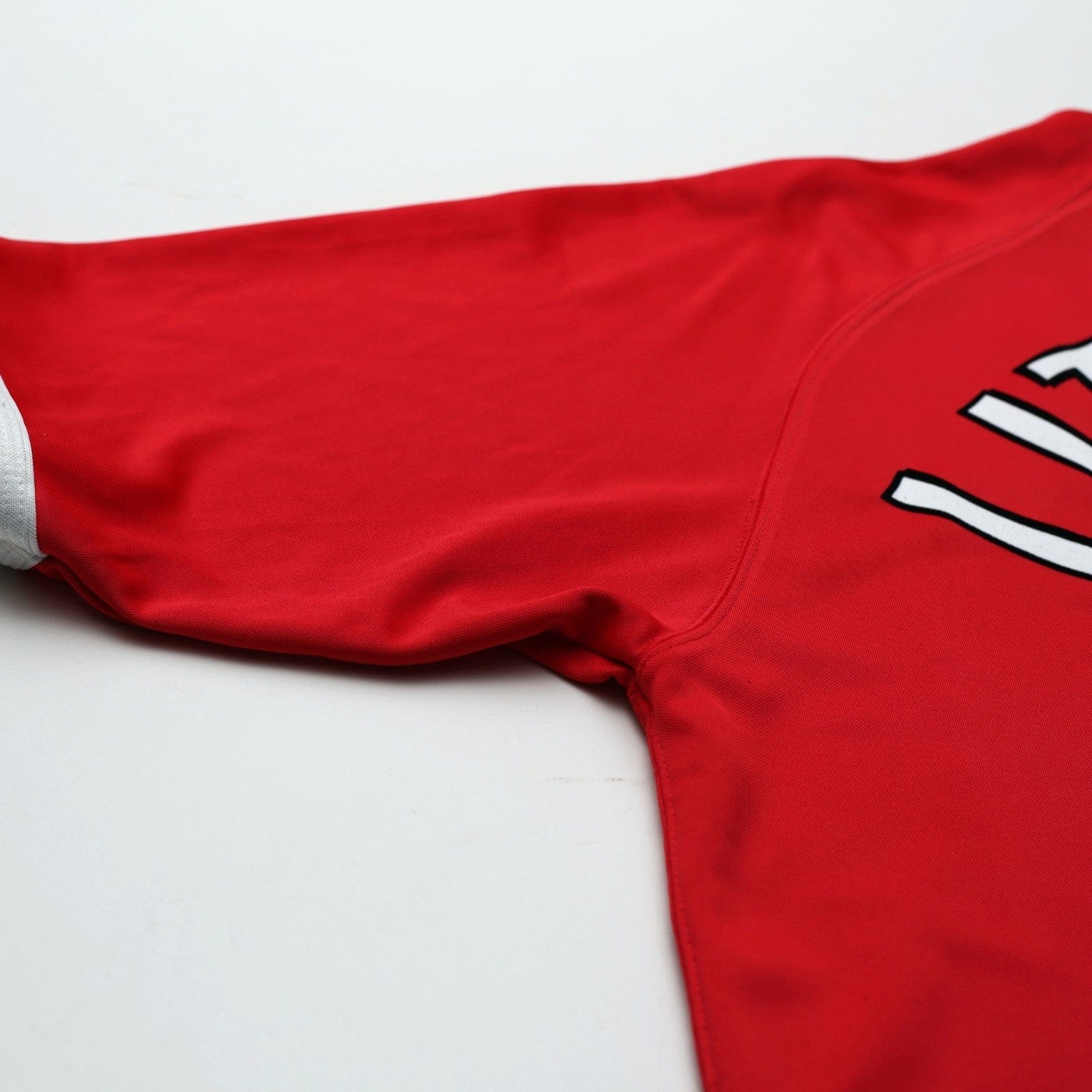 2001/03 Litmanen #37 Liverpool Vintage Reebok European Home Football Shirt (L)