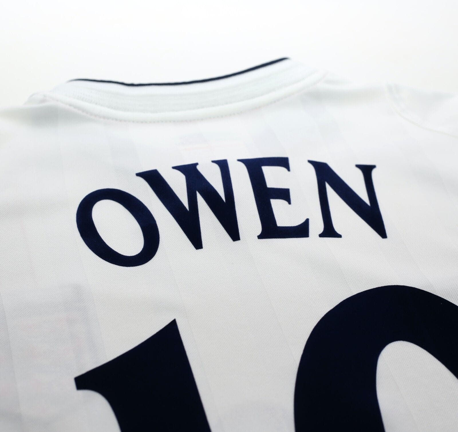2001/03 OWEN #10 England Vintage Umbro Home Football Shirt (S) WC