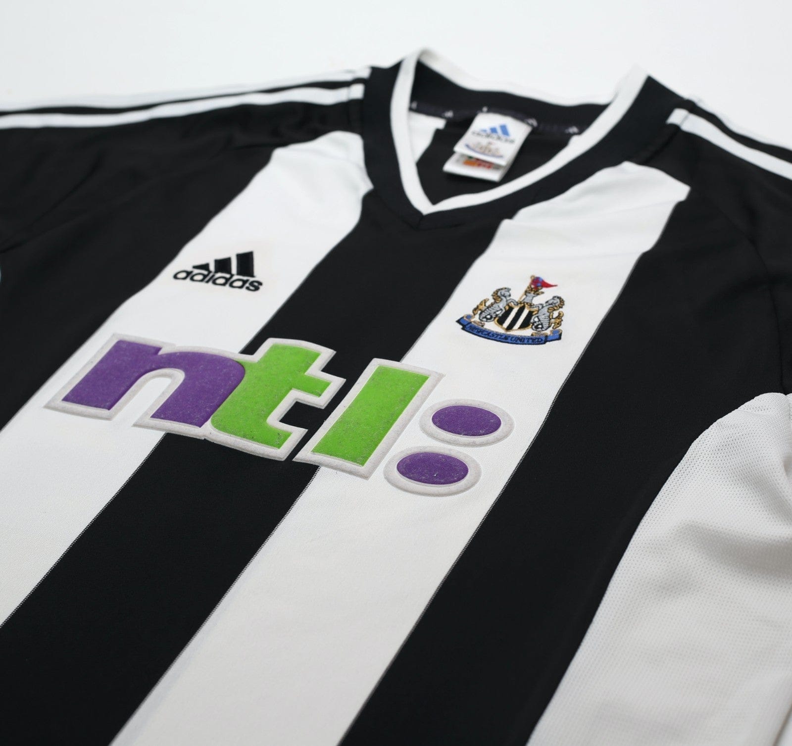 2001/03 ROBERT #32 Newcastle United Vintage adidas Home Football Shirt (M)