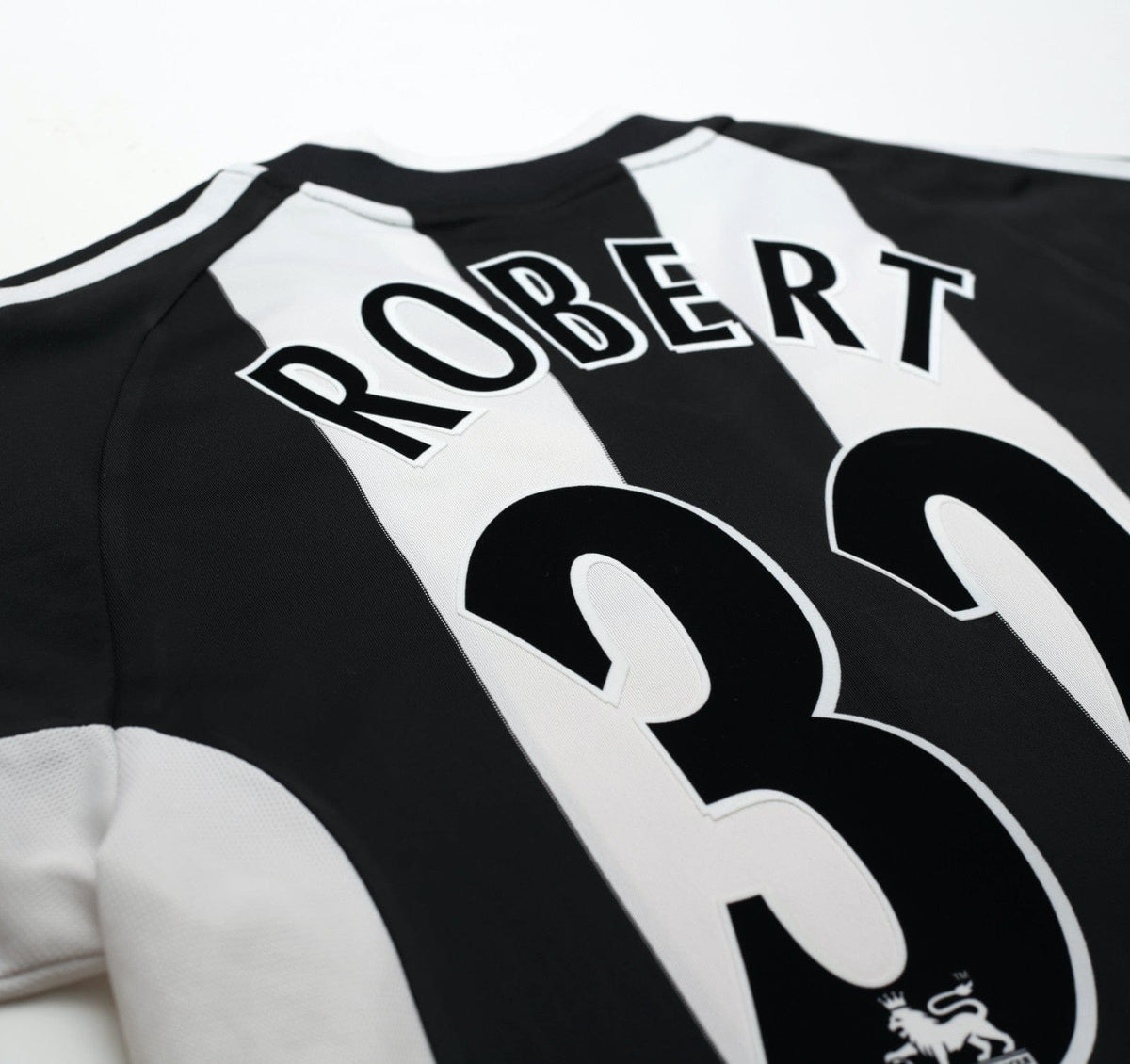 2001/03 ROBERT #32 Newcastle United Vintage adidas Home Football Shirt (M)