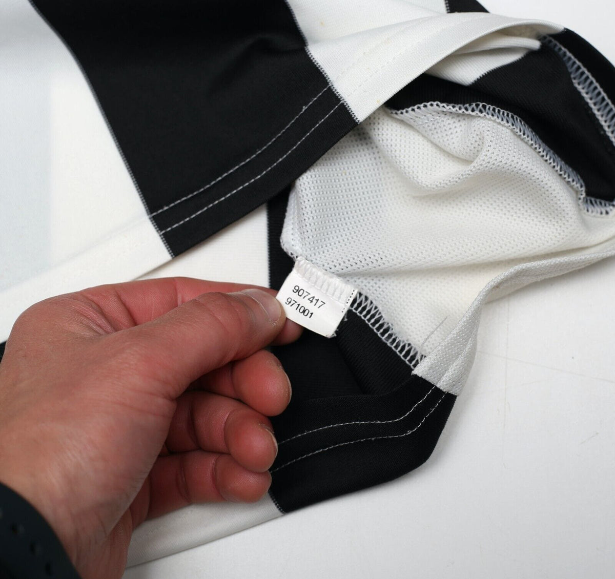 2001/03 SHEARER #9 Newcastle United Vintage adidas Home Football Shirt (S)