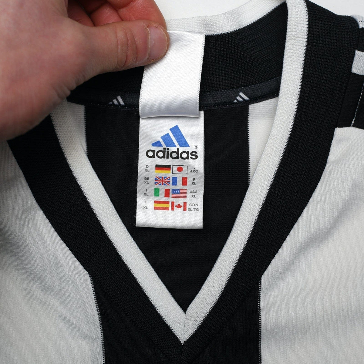 2001/03 Shearer #9 Newcastle United Vintage adidas Home Football Shirt (XL)