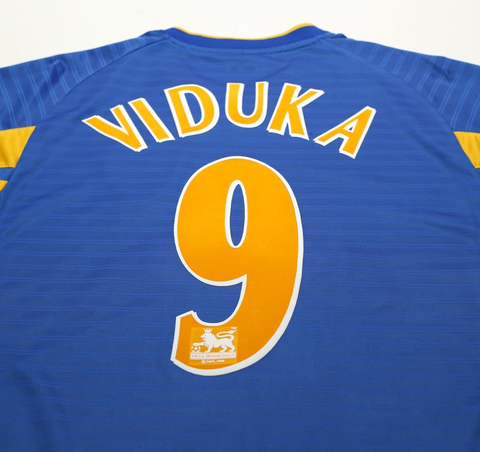 2001/03 VIDUKA #9 Leeds United Vintage Nike Away Football Shirt (L)