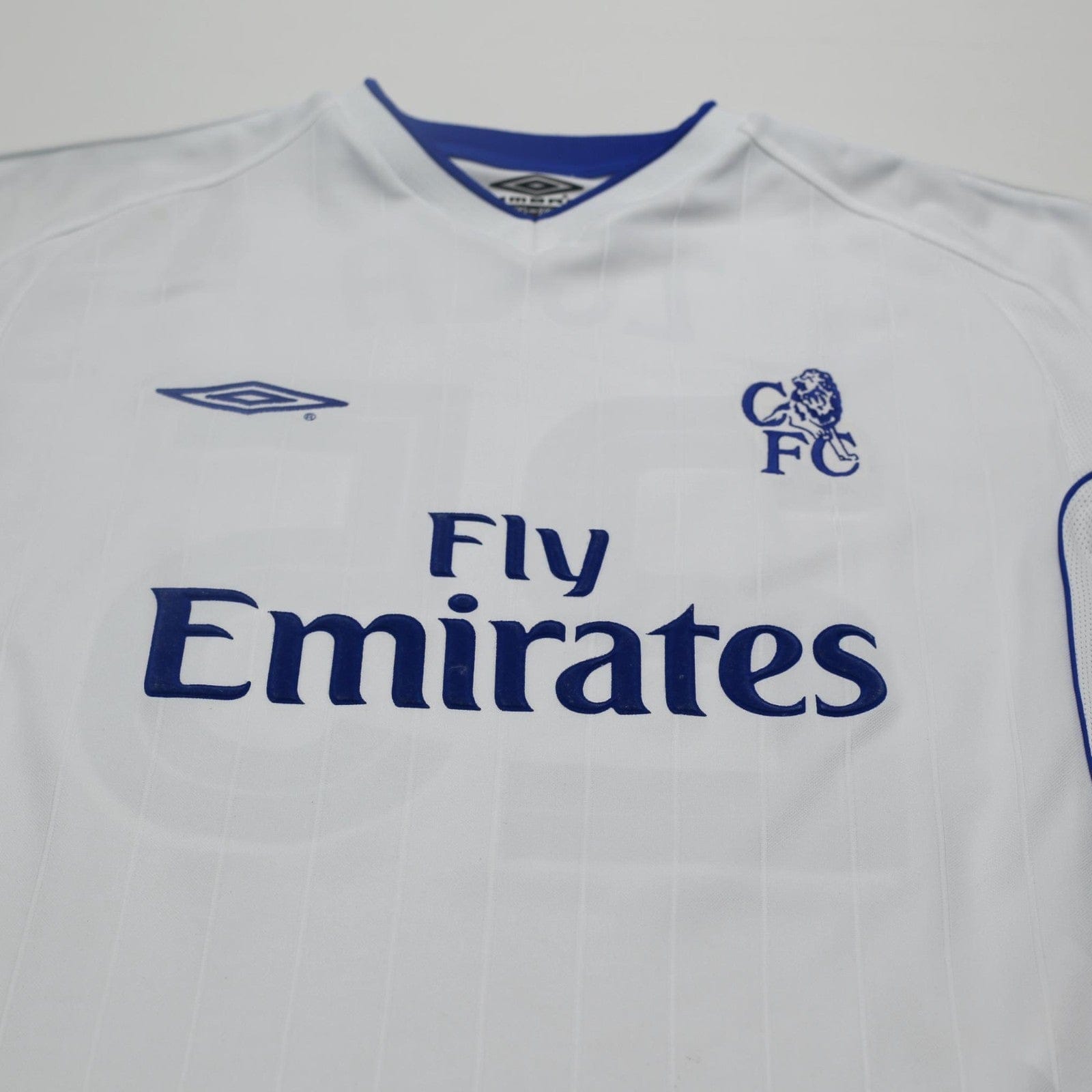 2001/03 Zola #25 Chelsea Vintage Umbro Away Football Shirt (M)