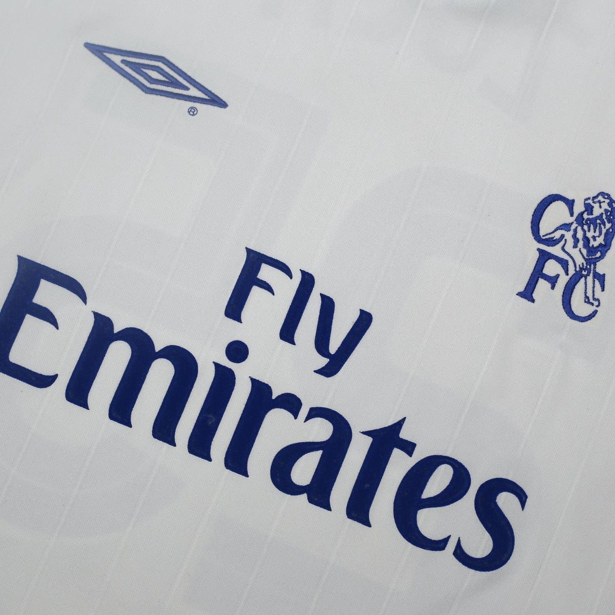 2001/03 Zola #25 Chelsea Vintage Umbro Away Football Shirt (M)
