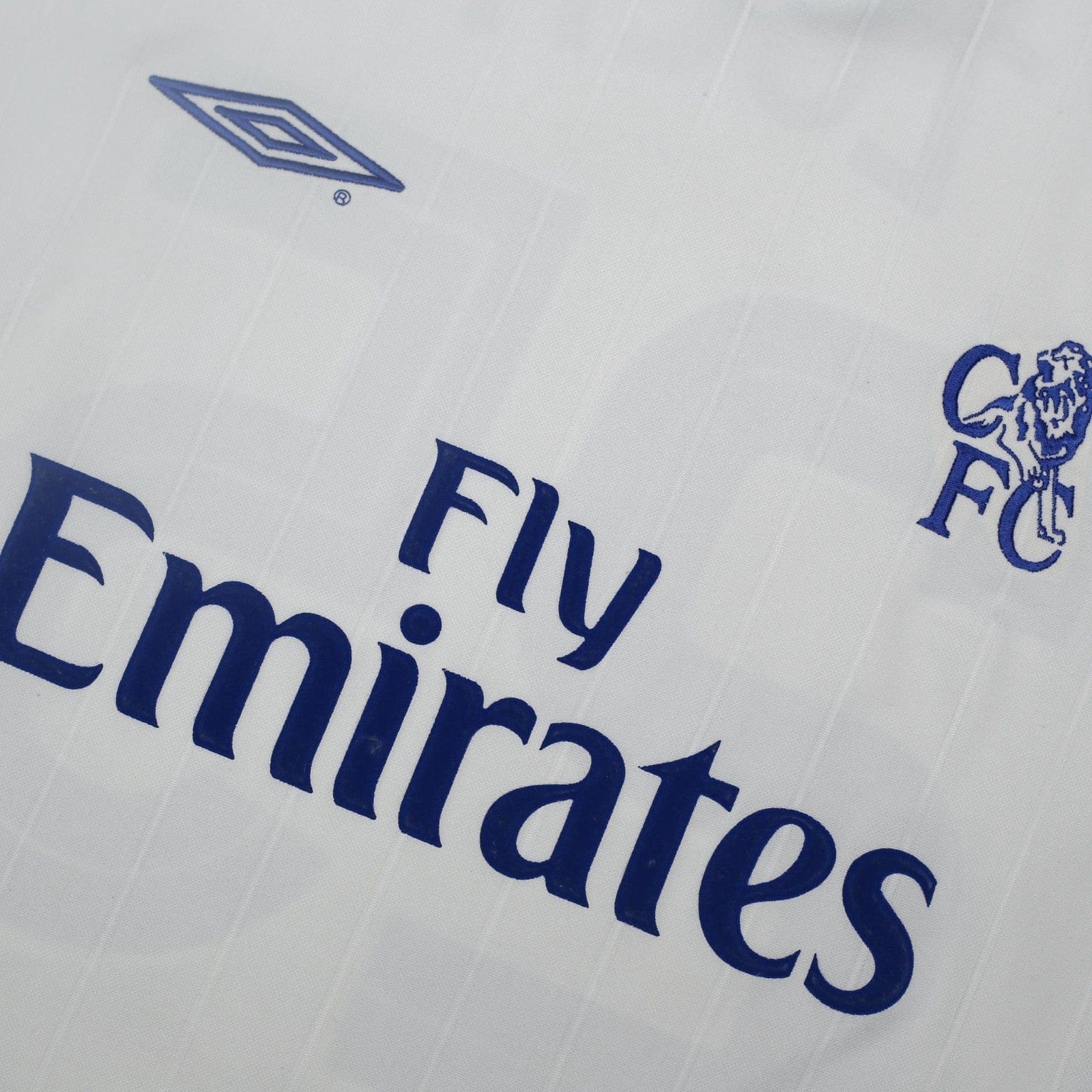 2001/03 Zola #25 Chelsea Vintage Umbro Away Football Shirt (M)