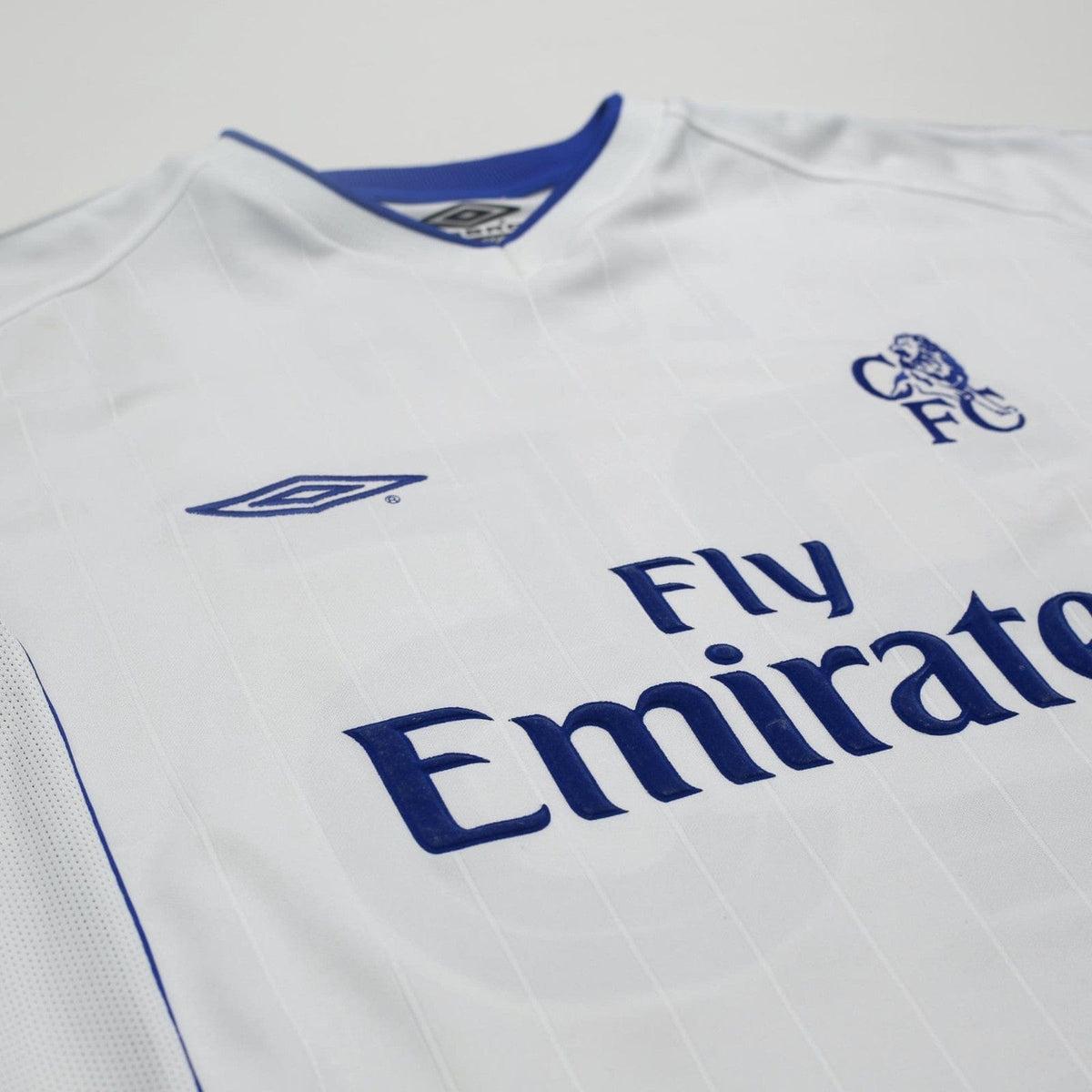 2001/03 Zola #25 Chelsea Vintage Umbro Away Football Shirt (M)